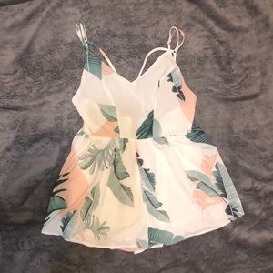 Floral Romper NWOT